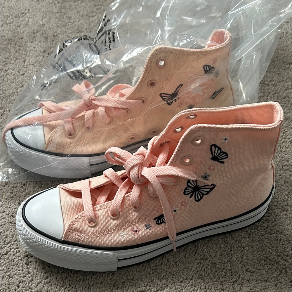 Converse Kids High-Top Sneakers in Peach with Butterfly Embroidery